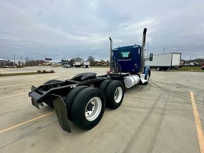 Used 2020 Kenworth T880 - photo 1