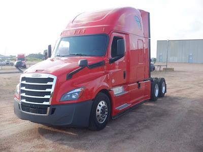 Used 2022 Freightliner Cascadia - photo 1