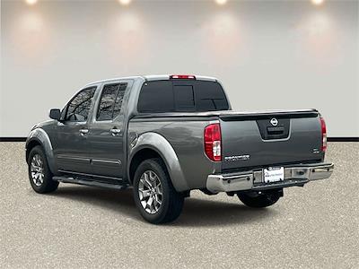 Used 2019 Nissan Frontier SL Crew Cab for sale #5411713B - photo 2