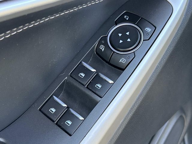 Used 2023 Ford Explorer - photo 25