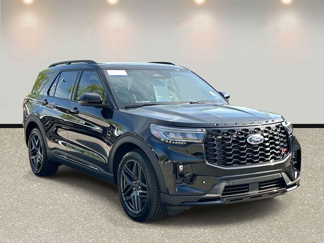 Used 2025 Ford Explorer - photo 5