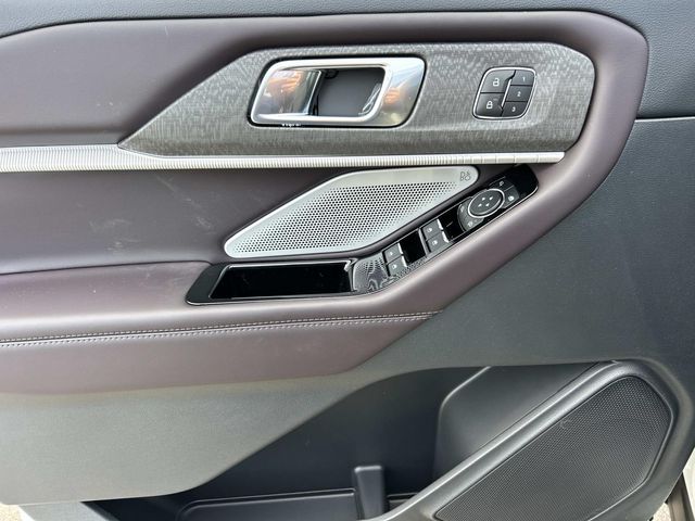 New 2026 Ford Explorer - photo 25