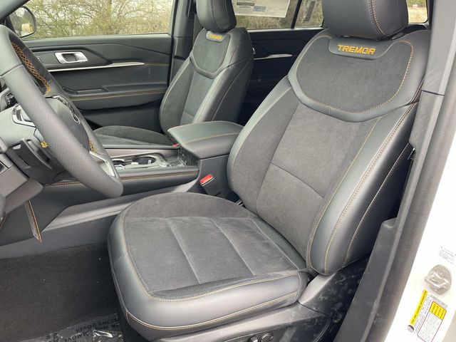 New 2026 Ford Explorer - photo 22
