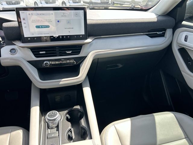 New 2026 Ford Explorer - photo 17