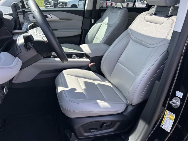 New 2026 Ford Explorer - photo 30