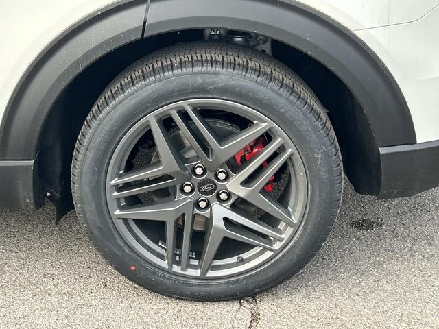 New 2026 Ford Explorer - photo 14