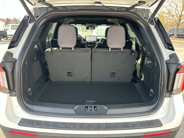 New 2026 Ford Explorer - photo 24