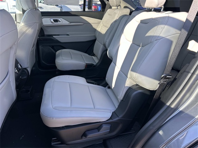 New 2026 Ford Explorer - photo 22