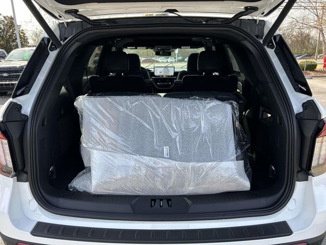 New 2026 Ford Explorer - photo 24