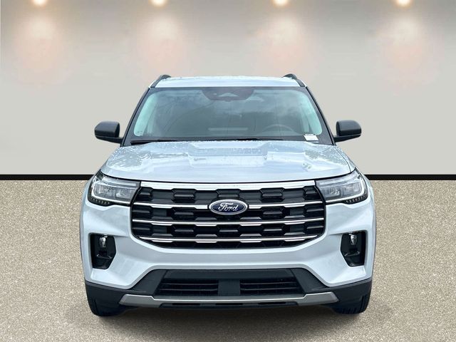 New 2026 Ford Explorer - photo 2