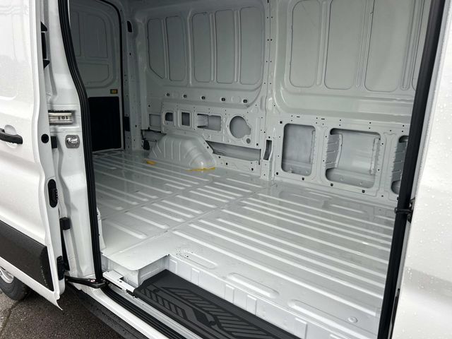 New 2026 Ford Transit 250 - photo 22