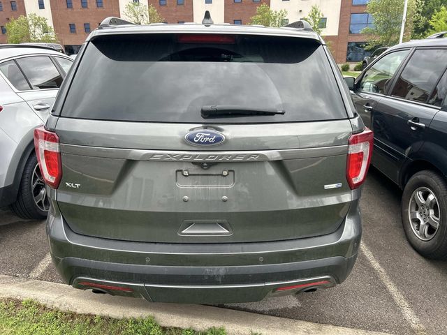 Used 2017 Ford Explorer - photo 8