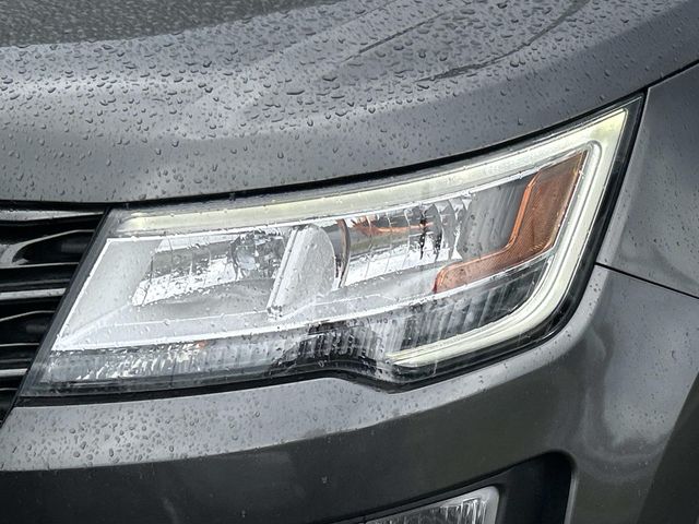 Used 2017 Ford Explorer - photo 10