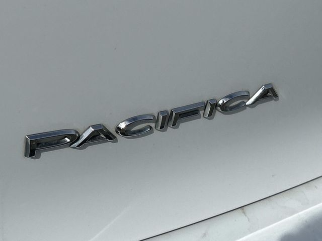 Used 2022 Chrysler Pacifica - photo 14