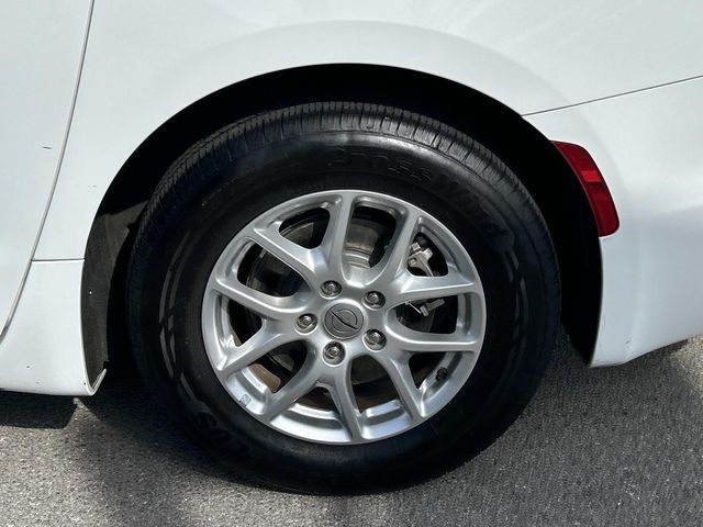 Used 2022 Chrysler Pacifica - photo 15
