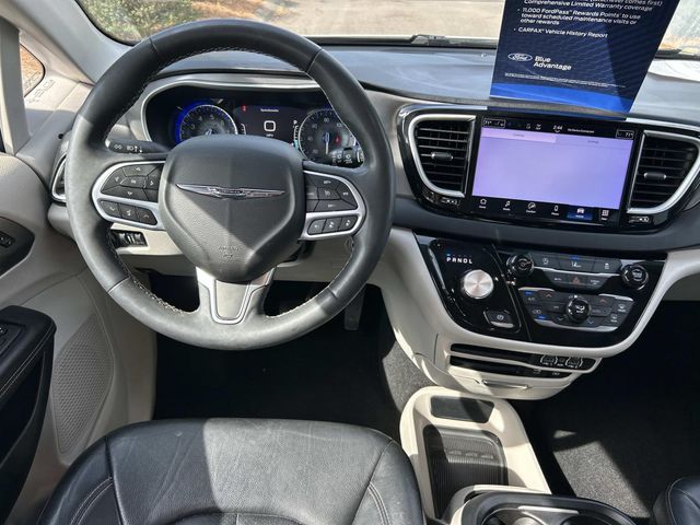 Used 2022 Chrysler Pacifica - photo 16