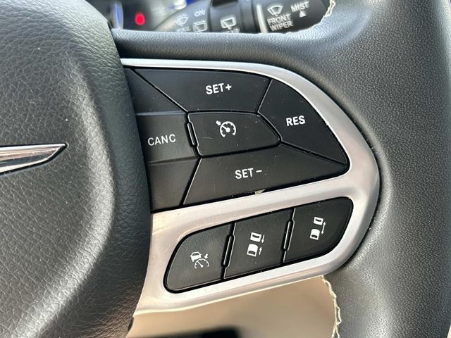Used 2022 Chrysler Pacifica - photo 41