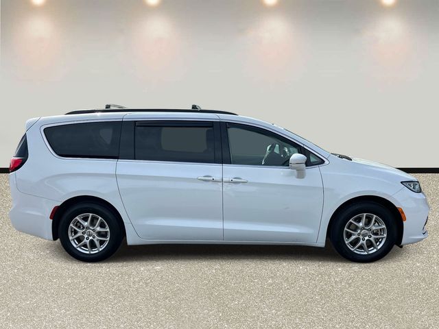 Used 2022 Chrysler Pacifica - photo 6
