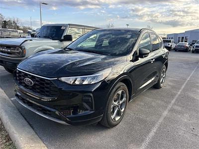 Used 2023 Ford Escape - photo 1