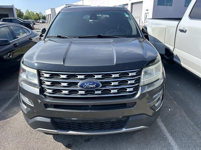 Used 2016 Ford Explorer - photo 2