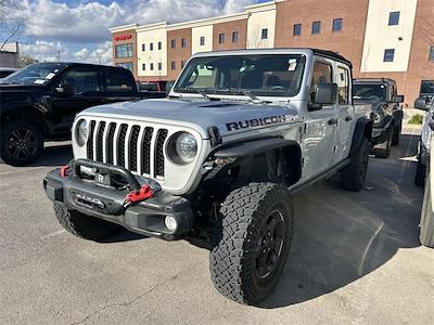 Used 2023 Jeep Gladiator - photo 1