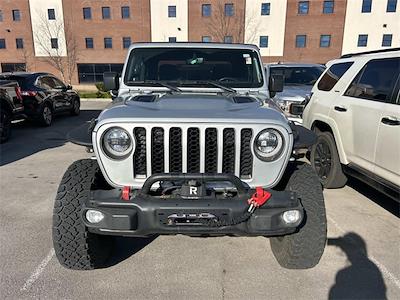 Used 2023 Jeep Gladiator - photo 1