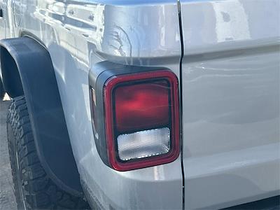 Used 2023 Jeep Gladiator - photo 1