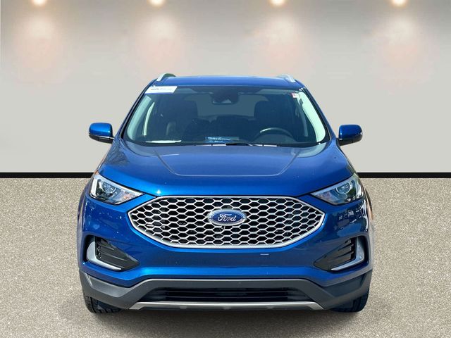 Used 2024 Ford Edge - photo 2