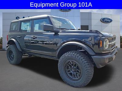 New 2025 Ford Bronco Base 4WD SUV for sale #25352 - photo 1