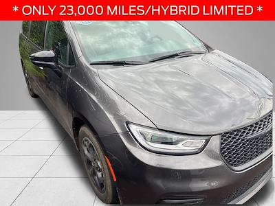2023 Chrysler Pacifica FWD Minivan for sale #A25129 - photo 2