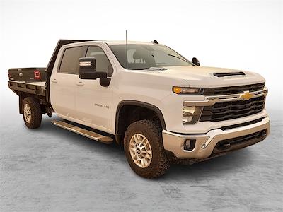 Used 2024 Chevrolet Silverado 2500 - photo 1