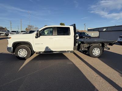 Used 2024 Chevrolet Silverado 2500 - photo 1