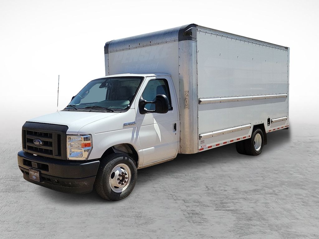 Used 2022 Ford E-350 - photo 7