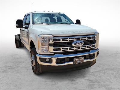 New 2025 Ford F-350 Crew Cab 4x4 Cab Chassis for sale #SEC78921 - photo 2