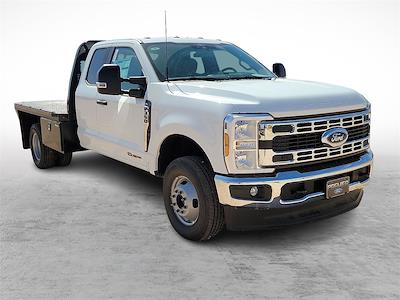 2025 Ford F-350 Crew Cab DRW 4WD Flatbed Truck for sale #SEC91441 - photo 1
