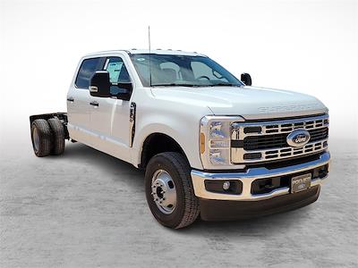 2025 Ford F-350 Crew Cab DRW 4x4 Cab Chassis for sale #SED01290 - photo 1