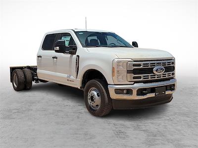 New 2025 Ford F-350 Crew Cab 4x4 Cab Chassis for sale #SED55224 - photo 1