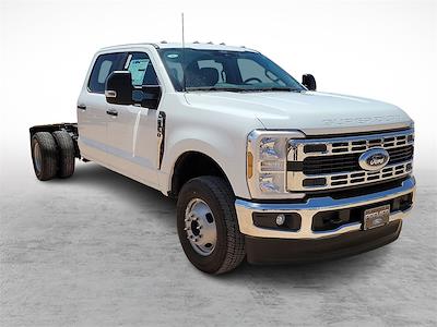 New 2025 Ford F-350 Crew Cab 4x4 Cab Chassis for sale #SEE00060 - photo 1