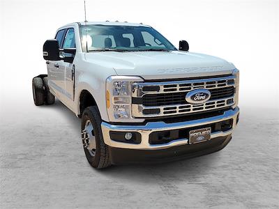 2025 Ford F-350 Crew Cab DRW 4x4 Cab Chassis for sale #SEE01384 - photo 2