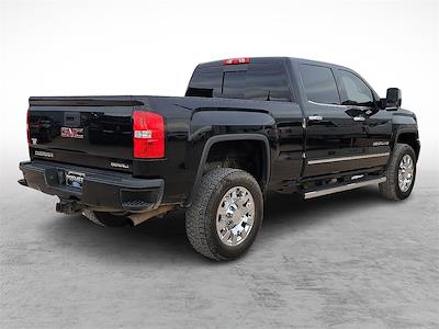 Used 2018 GMC Sierra 2500 Denali Crew Cab for sale #T205147 - photo 2