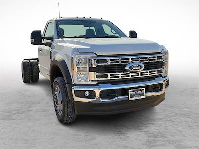New 2026 Ford F-600 - photo 1