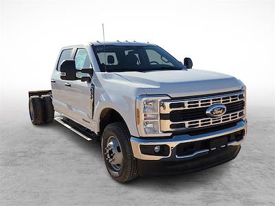 2026 Ford F-350 Crew Cab DRW 4WD Cab Chassis for sale #TEC29176 - photo 1