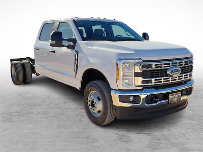 New 2026 Ford F-350 Crew Cab Cab Chassis for sale #TEC63233 - photo 1