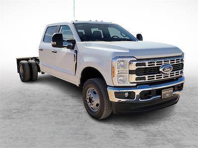 New 2026 Ford F-350 Crew Cab Cab Chassis for sale #TEC66029 - photo 1