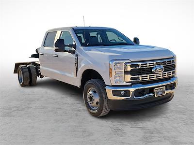 New 2026 Ford F-350 Crew Cab Cab Chassis for sale #TED72664 - photo 1