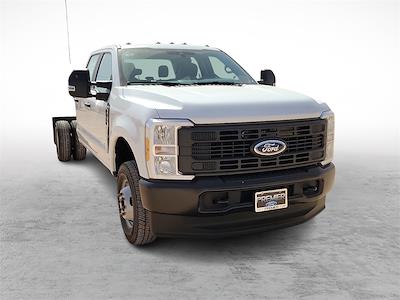 2026 Ford F-350 Crew Cab DRW 4WD Cab Chassis for sale #TEE00579 - photo 2
