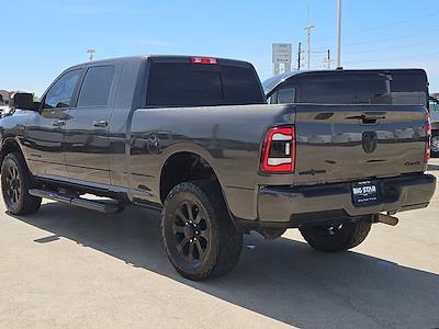 Used 2022 Ram 2500 - photo 1