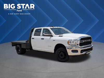2022 Ram 3500 Crew Cab DRW 4WD Flatbed Truck for sale #PG227038 - photo 1