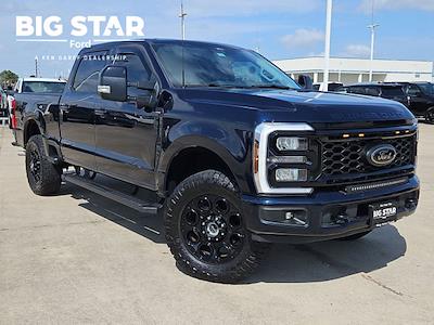 Used 2025 Ford F-250 - photo 1
