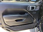 2022 Jeep Gladiator Crew Cab 4WD Pickup for sale #TL14557A - photo 11